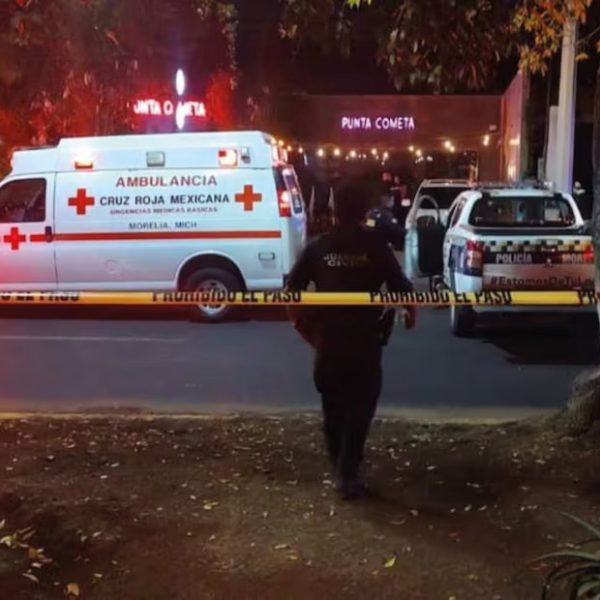 Noche violenta en Morelia con ataques simultáneos a centros nocturnos y bar deja tres muertos