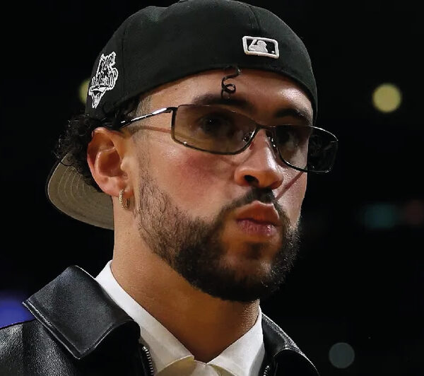 Bad Bunny enfrenta demanda por supuesto plagio en la exitosa canción: “Un Verano Sin Ti”