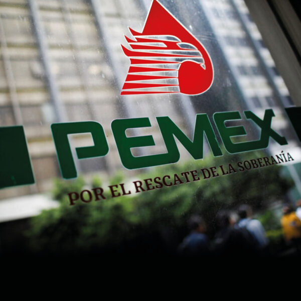 “Huachicol fiscal” es un foco rojo energético que afecta las finanzas de México